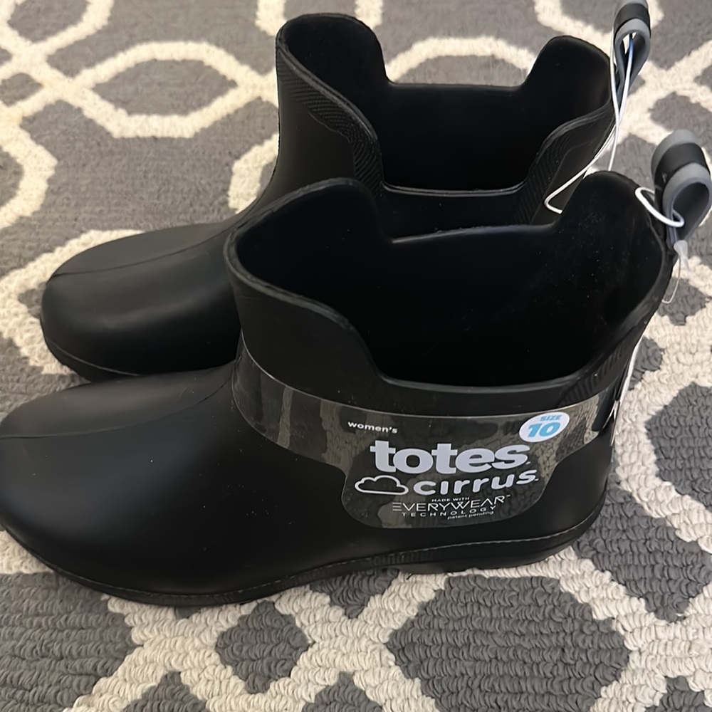 Women’s TOTES ankle rain/waterproof boots - Picture 2 of 5